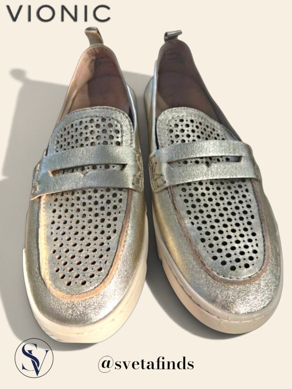 NWOB Vionic Uptown Perforated Gold Leather Packable Orthotic Travel Flats 7.5